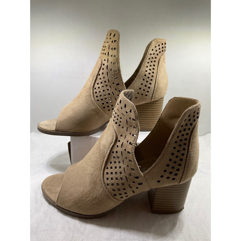 Nature Breeze Women's Tan Suede Peep Toe Laser Cut Out Heeled Booties Size 7
